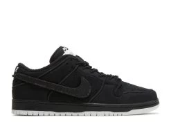 Nike Gnarhunters X Dunk Low SB 'Black'